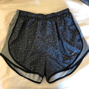 black and grey nike running shorts